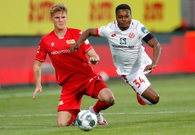 离不开教练 离不开教练