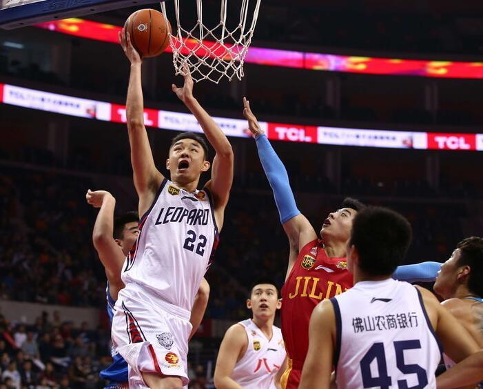 克服了强大 克服了强大