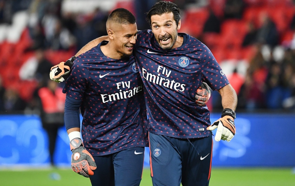 防守球队担 防守球队担