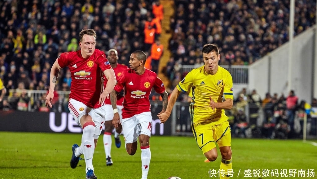 仅是教练的 仅是教练的