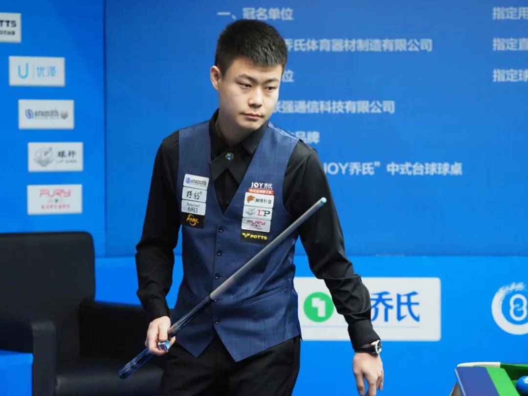 半场战报：曼联1-0伯恩利，卡塞米罗造乌龙，库尼亚伤退