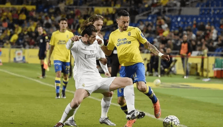 边锋补足板 边锋补足板